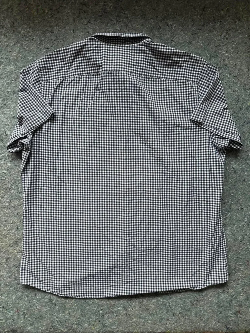 Banana Republic Men’s XL Gingham Check Short Sleeve Shirt 100% Cotton